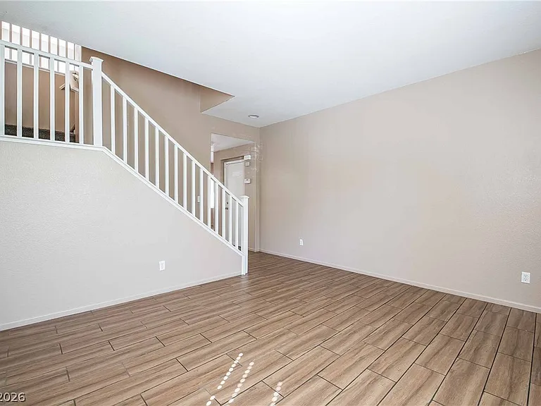 3925 Meadow Foxtail Dr — Photo 4