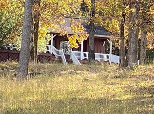 452 Mount Carmel Rd, Decaturville, TN 38329