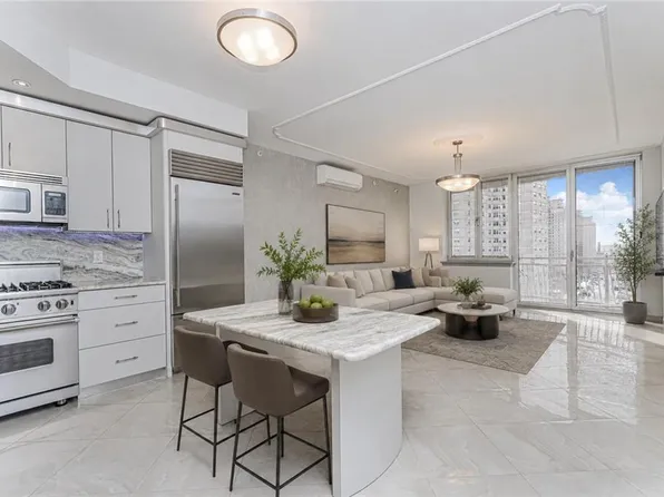 2805 Ocean Pkwy APT 8, Brooklyn, NY 11235