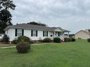 140 Churchill Cir, White Stone, VA 22578