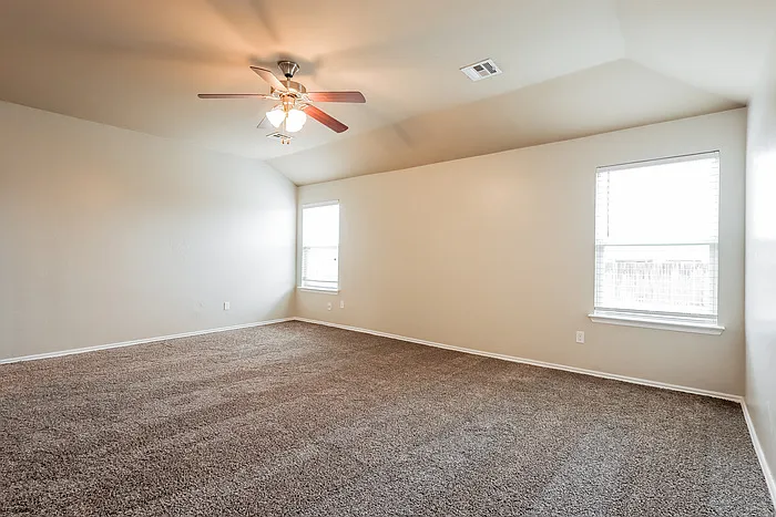 9612 Evie Dr — Photo 8
