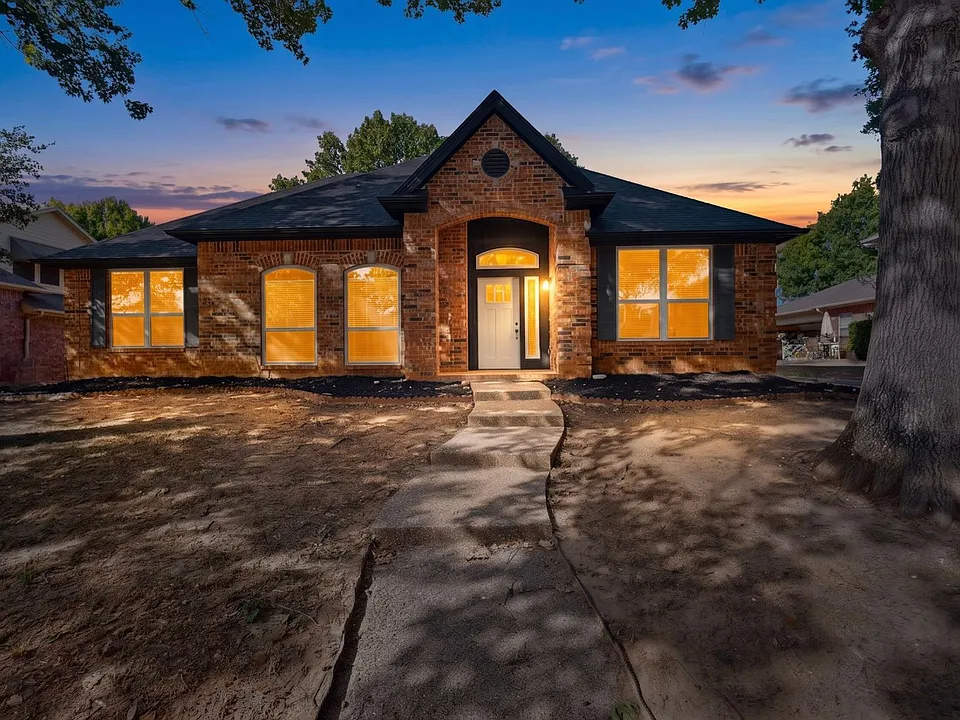 720 Cliffmoor Dr