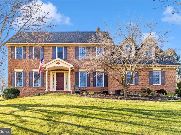 11110 Mahogany Dr, Hagerstown, MD 21742