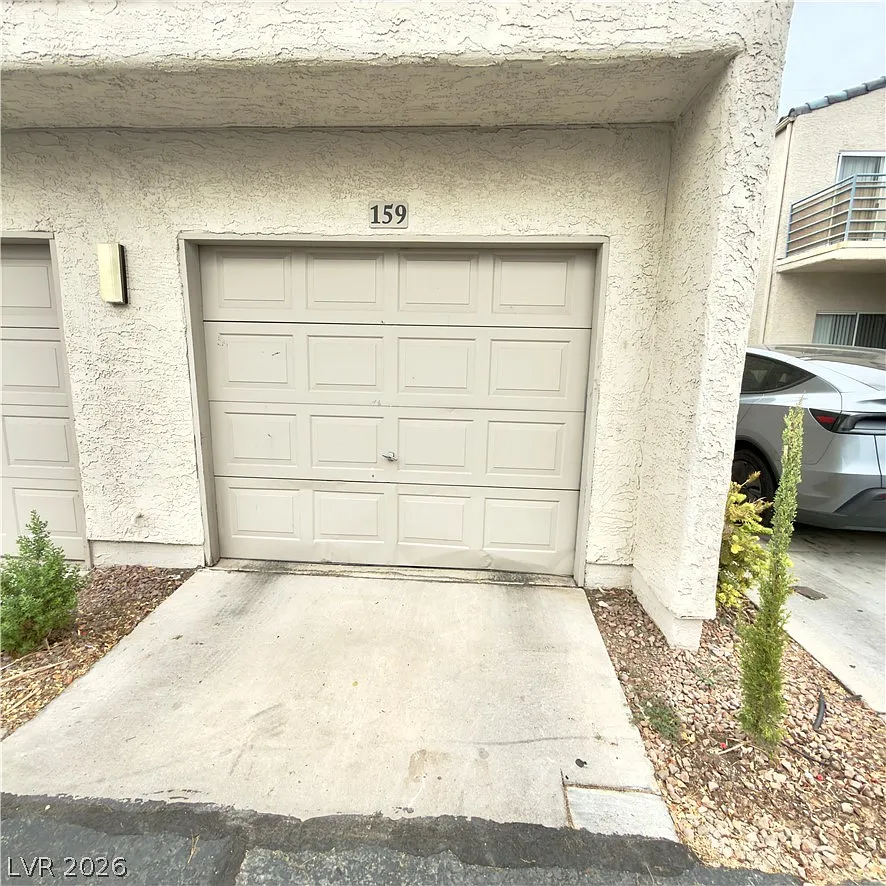 2 bed, 2.0 bath, 1038 sqft, $1,595 — Photo 1