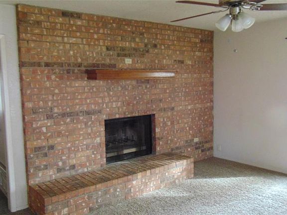 5th image of 2401 Miguel Ln