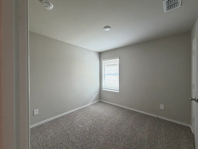 5512 Flannel Ln — Photo 15