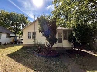 5 O'Neil Ct, Champaign, IL