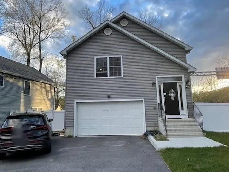 30 Tamarack Ave — Photo 1