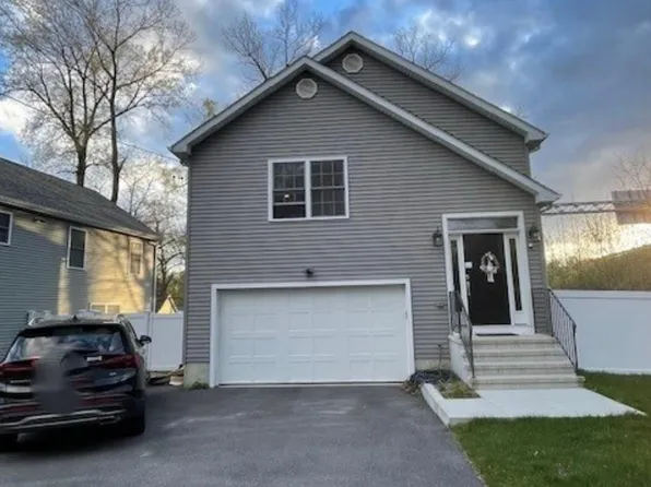30 Tamarack Ave, Danbury, CT 06811