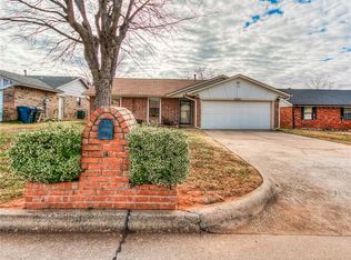 10444 Birkenhead Rd, Yukon, OK 73099