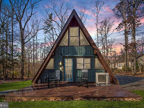 Rear View - Picture Perfect skyline