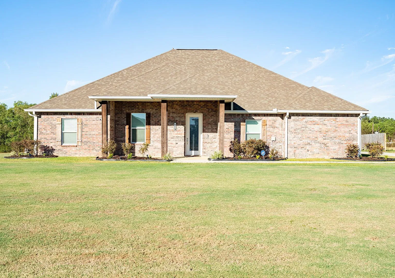 120 Liberty Dr. — Photo 3