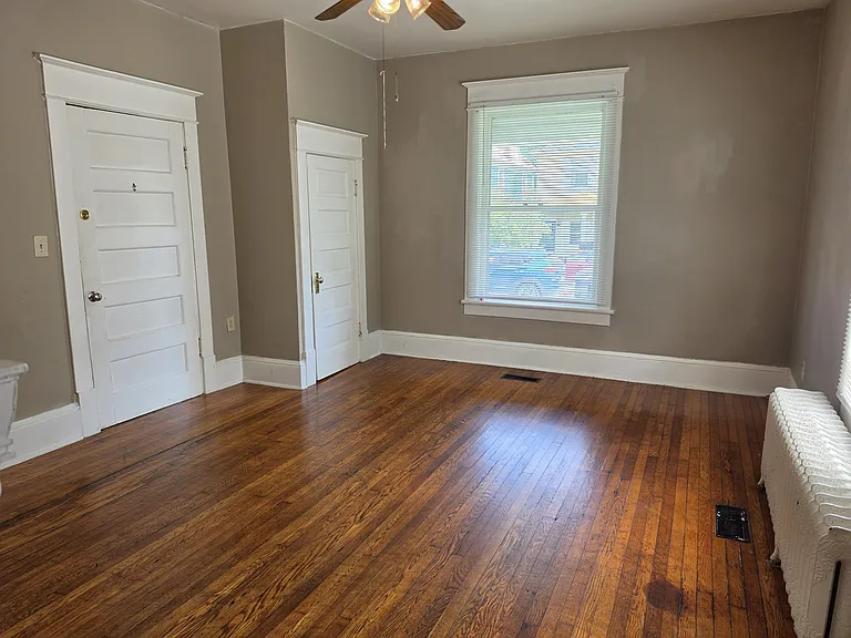 640 Day Ave SW #1 — Photo 2