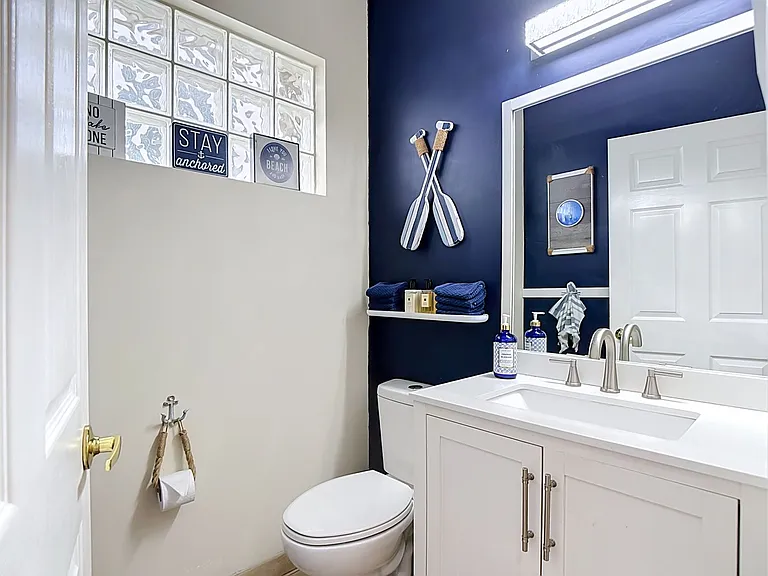 1154 Oakwater Dr — Photo 47