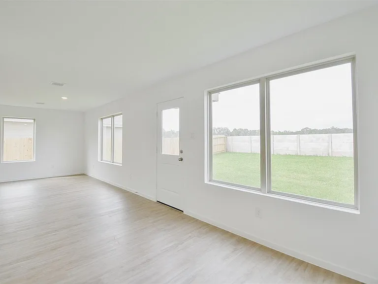 18566 Cepagatti Dr — Photo 8