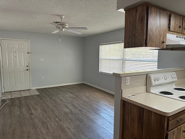 6111 Chesham Dr #4 — Photo 10