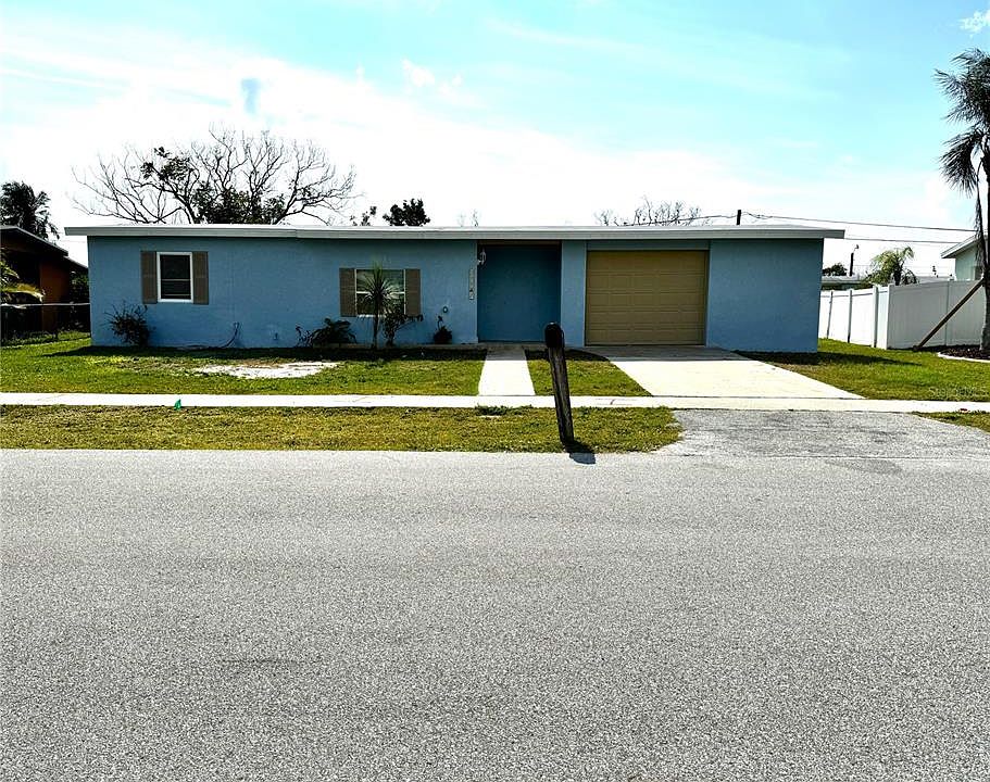 1st image of 21937 BUXTON AVENUE
