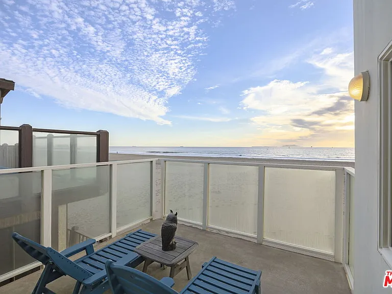 1005 Ocean Dr — Photo 47