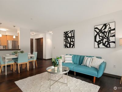 413 NE 70th Street #303, Seattle, WA, 98115