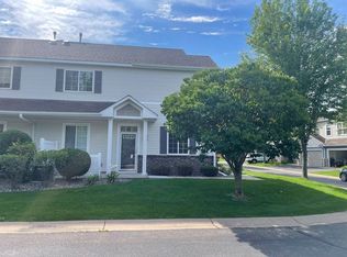 15656 Emerald Dr N UNIT 9, Hugo, MN 55038