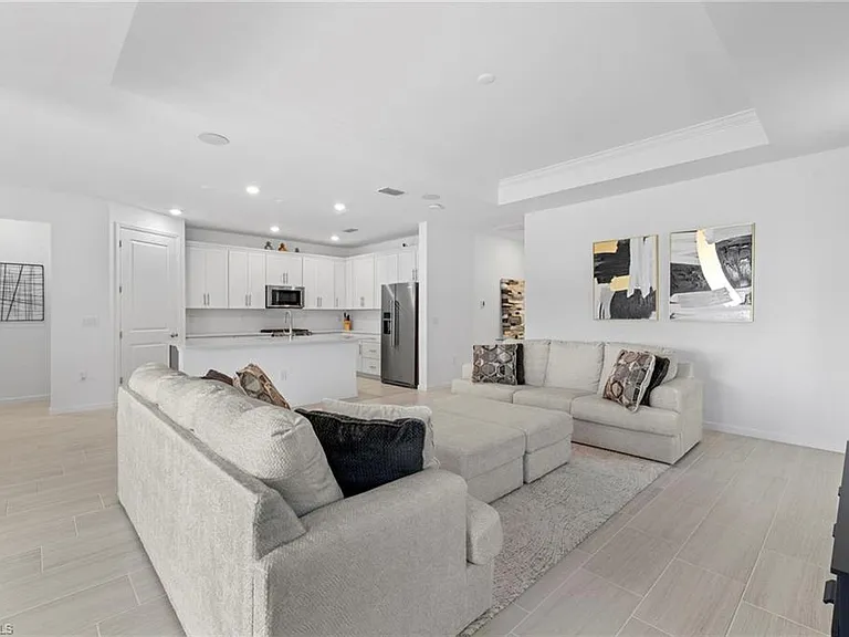 1854 Amador Ct — Photo 10