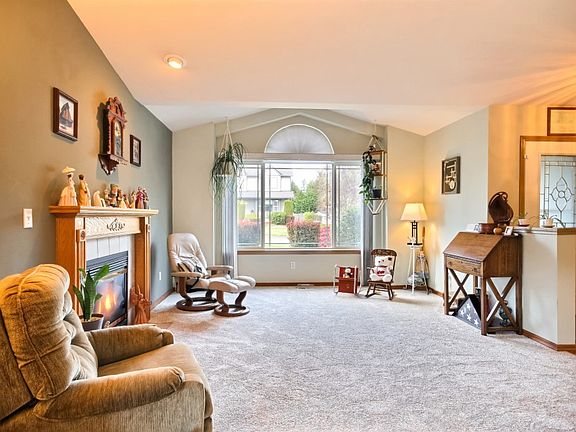5th image of 8702 196th Street Ct E