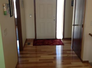 2154 E Brookstone St, Derby, KS 67037