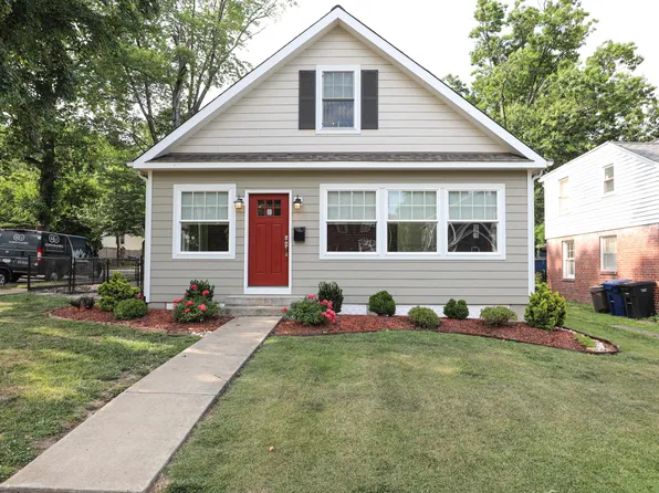 15 W Howell Ave, Alexandria, VA 22301