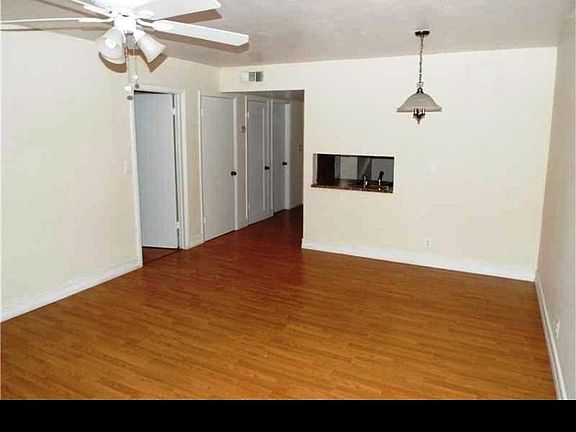 3rd image of 403 SW 148th Ave APT 12B