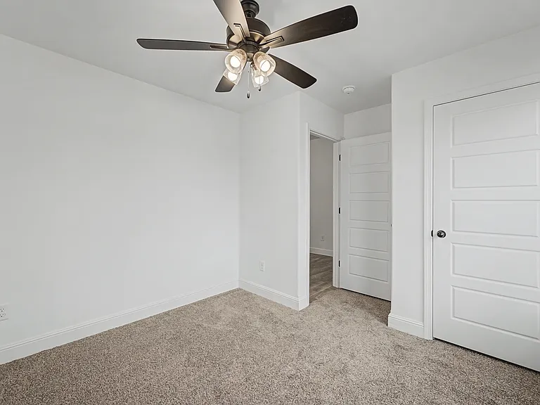 5377 Clear Springs Ave — Photo 14