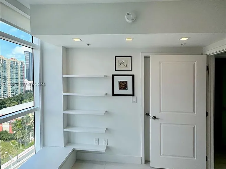 400 Sunny Isles Blvd #1505 — Photo 32