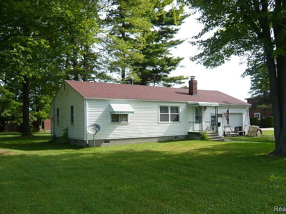 2nd image of 5602 Lapeer Rd