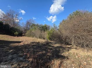 13 Yeager Ct, Petersburg, WV 26847