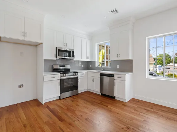 1380 Clove Road image 5 of 40