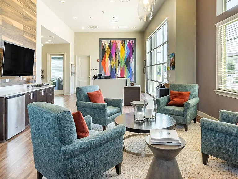 The Reserve at Country Club — Photo 19