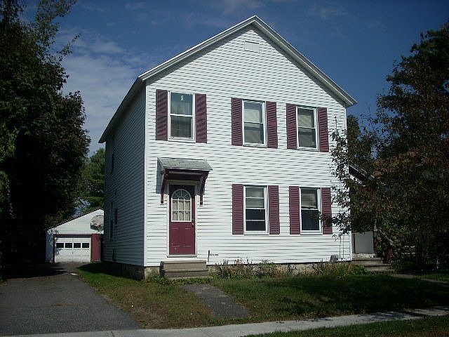 2nd image of 36 Danforth Ave