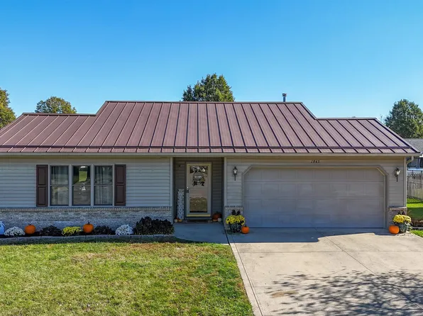 1945 Bedford Ct, Huntington, IN 46750