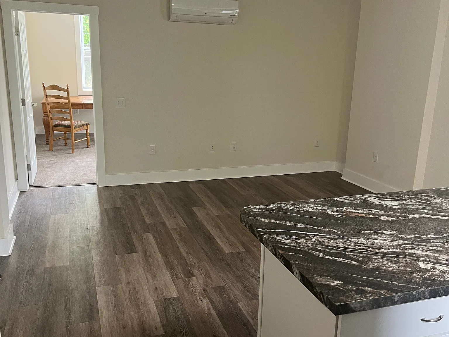 13724 Monterey Ln — Photo 2