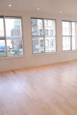 Rented by Level Group | media 17