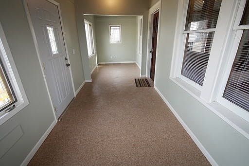 1st image of 1053 Sherburne Ave