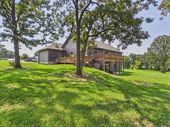 5th image of 513 Primrose Lane