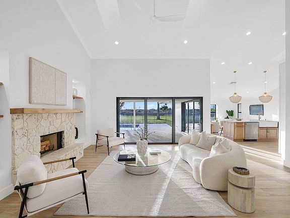 4th image of 24 Dunbar Road