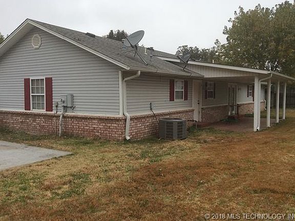 3rd image of 118 N 2nd St