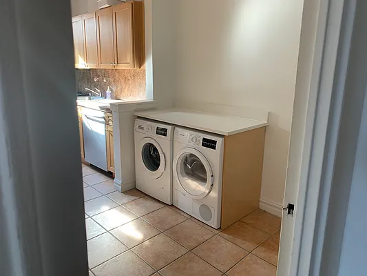 Rented by Sandee Ostwind, LREB | media 9