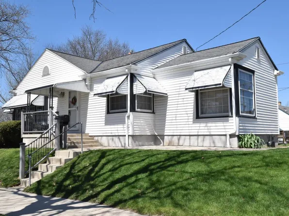 2776 South 44th STREET, Milwaukee, WI 53219