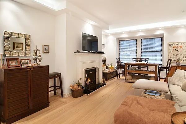 Rented by WAM Partners - William Moses Co. | media 1