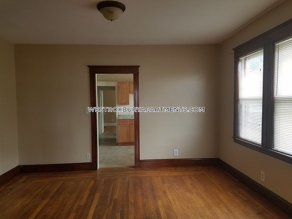 50 Spring St West Roxbury, MA Zillow Apartments for Rent in West Roxbury