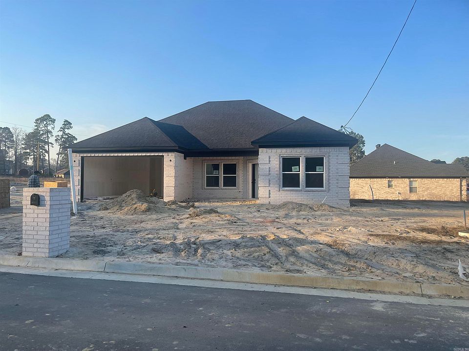 1st image of 65 Springtree Cir