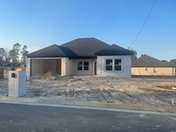 65 Springtree Cir, Little Rock, AR 72209