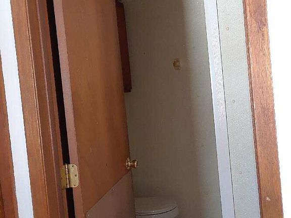 5th image of 515 Canal St APT 4B